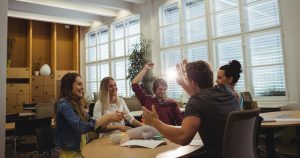 À qui sont destinés nos espaces de coworking à Strasbourg et à Clichy ?