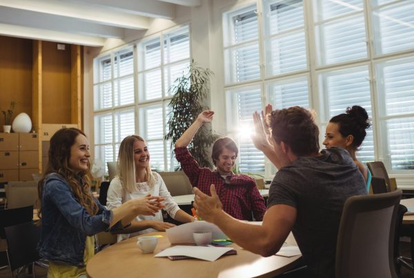 À qui sont destinés nos espaces de coworking à Strasbourg et à Clichy ?