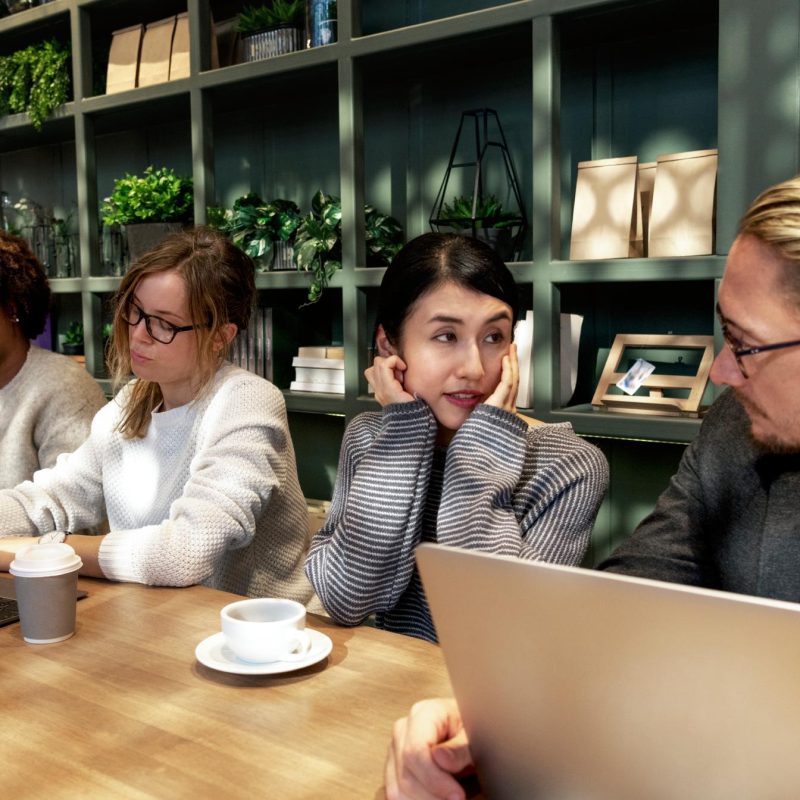 Coworking : réduire les coûts grâce à la location de bureau flexible