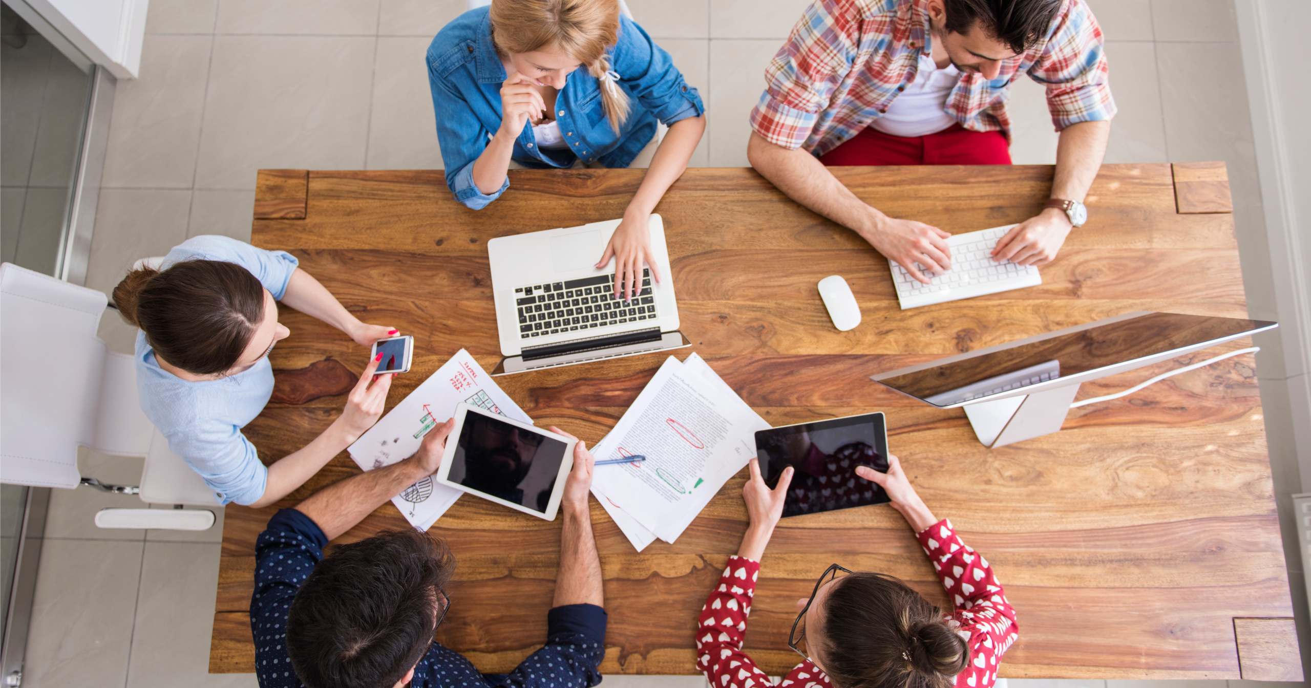 Organisation d'équipe : pourquoi louer un espace de travail ?